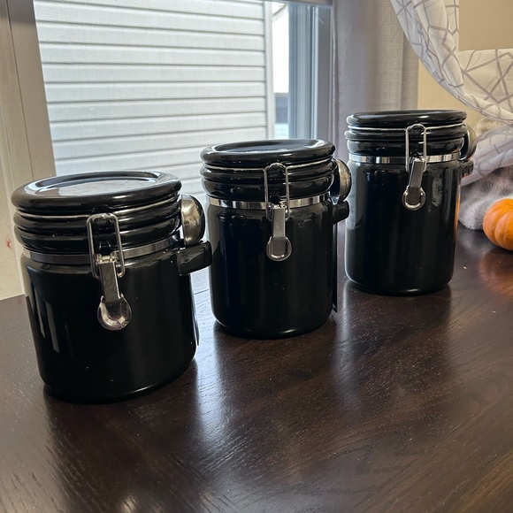 Black Airtight Kitchen Canister Set - Picture 2 of 2